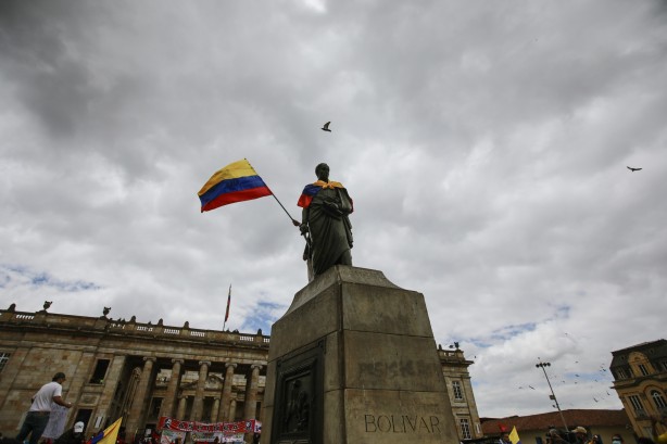 Foto - Kolombiya'da sağlık reformu yasası protesto edildi