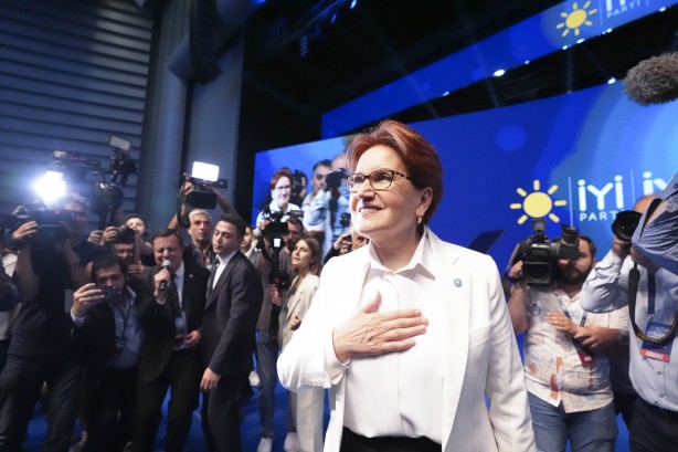 Foto - Koltuğu bırakan Akşener Kennedy'nin sözüyle veda etti 