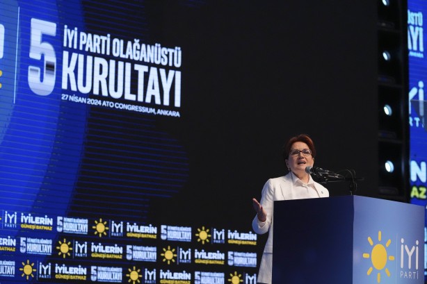 Koltuğu bırakan Akşener Kennedy'nin sözüyle veda etti 