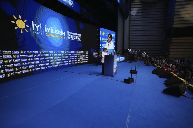Foto - Koltuğu bırakan Akşener Kennedy'nin sözüyle veda etti 