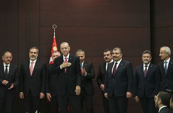 Foto - Koltuğu devreden eski bakanlardan peş peşe veda paylaşımları