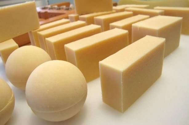 Koltuk altına zeytinyağlı sabun sürünce bakın ne oluyor! Herkes denemeye başladı