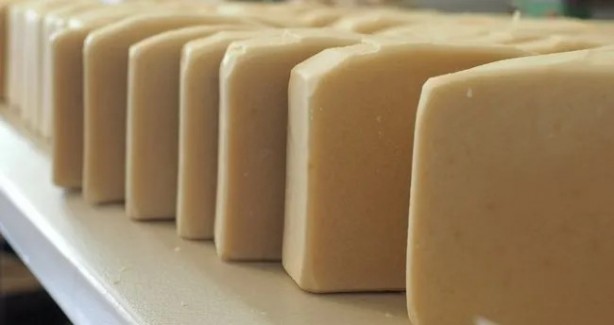 Foto - Koltuk altına zeytinyağlı sabun sürünce bakın ne oluyor! Herkes denemeye başladı