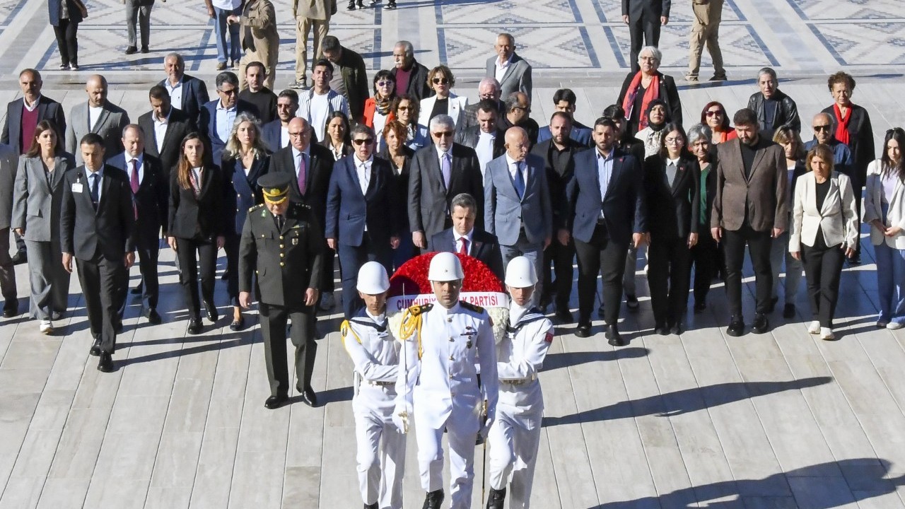 Foto - Koltuk savaşları, rüşvet ve yolsuzluk skandalları... CHP bakın nereye koştu