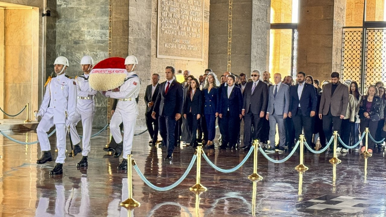 Foto - Koltuk savaşları, rüşvet ve yolsuzluk skandalları... CHP bakın nereye koştu