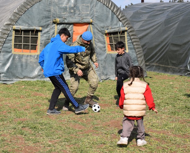 Foto - Komandolar Adıyaman'da 35 bin metrekare alana çadır kent kuruyor