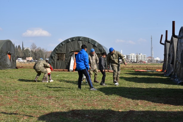 Foto - Komandolar Adıyaman'da 35 bin metrekare alana çadır kent kuruyor