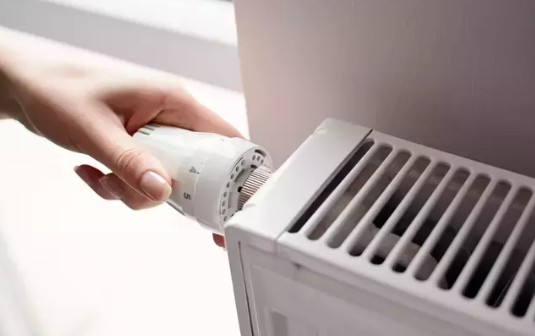 Kombisini açmayan komşu yandı!