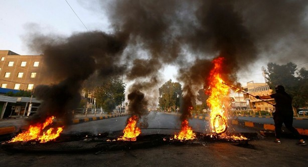 Foto - Komşu ülkede kriz, bakanlık açıklama yaptı! Akıllara ‘büyük sıfırlama’ geldi