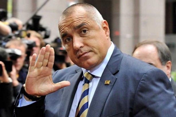 Foto - Komşuda koronavirüs depremi! Başbakan ile bakan birbirine girdi