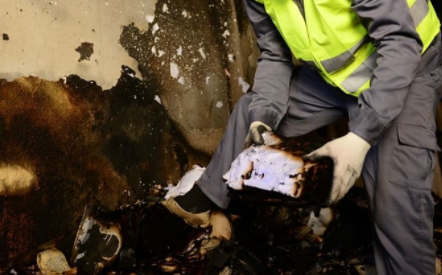 Foto - Komşuda ortalık karıştı! Hükümet binaları ateşe verildi