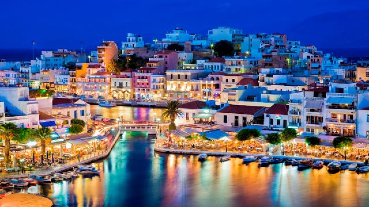 Foto - Komşuda Türkiye paniği: Üç kuruşa ev almaya başladılar, satmayın, buna dur deyin