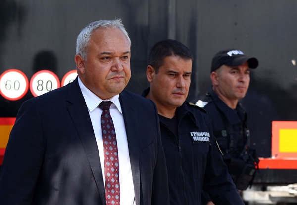 Foto - Komşudan flaş açıklama: Türkiye sınırındaki sorun çözüldü