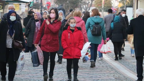 Foto - Komşunun Türkiye kararı sonrası olay görüntüler! Birbirleriyle yarıştılar