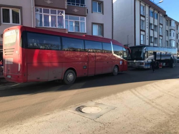 Foto - Komşunun Türkiye kararı sonrası olay görüntüler! Birbirleriyle yarıştılar