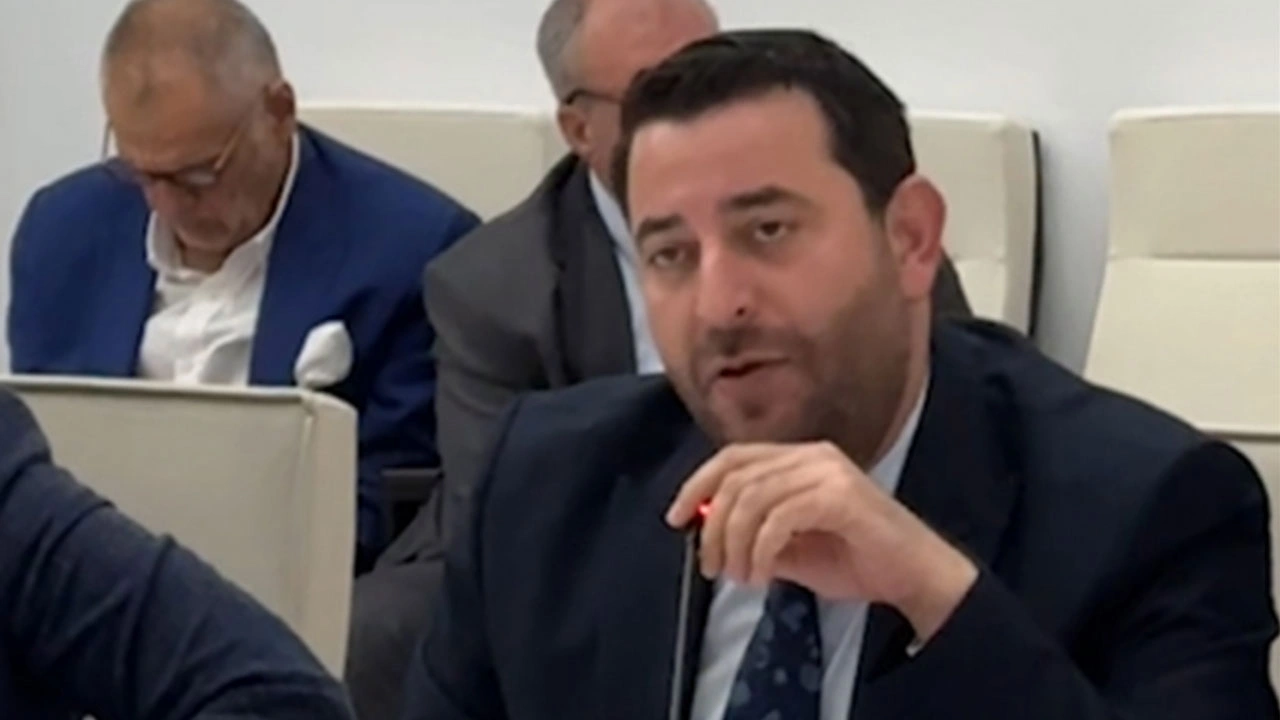 Foto - Komünist başkanın Murat Kurum sözleri gündem oldu! ‘Bir güzel linç yiyeceğiz’