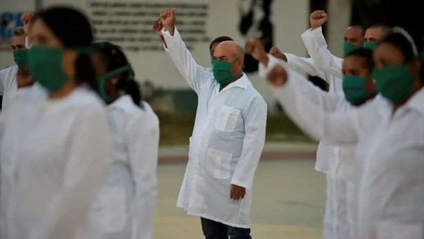 Foto - Komünizm ile yönetilen Küba'da bir aylık doktor maaşıyla bakın neler alınıyor! Bizim solcular şok geçirecek