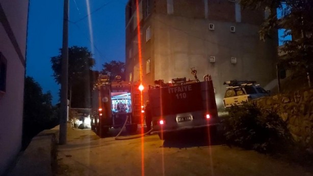 Kömürlükte çıkan yangın korkuttu