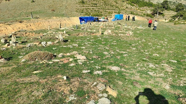 Foto - Konargöçerlerin kabristanı yürekleri yakıyor! 