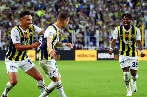 Foto - Konferans liginden itibaren her şey değişecek! Resmen oyuncu fışkırıyor… Yine de O yıldıza kafayı taktı!