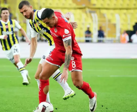 Foto - Konferans liginden itibaren her şey değişecek! Resmen oyuncu fışkırıyor… Yine de O yıldıza kafayı taktı!