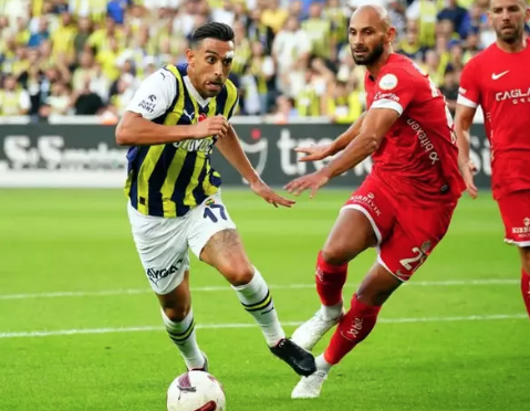 Foto - Konferans liginden itibaren her şey değişecek! Resmen oyuncu fışkırıyor… Yine de O yıldıza kafayı taktı!