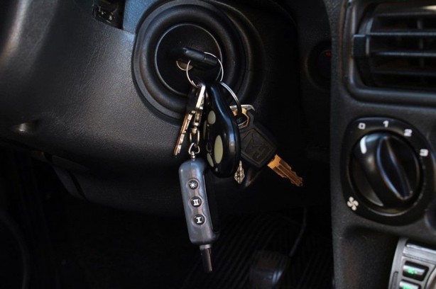 Kontak anahtarını böyle taşıyanlar yandı! Milyonlarca sürücü bu hatayı yapıyor