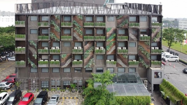 Konteyner evlerden sonra şimdi de konteyner otel