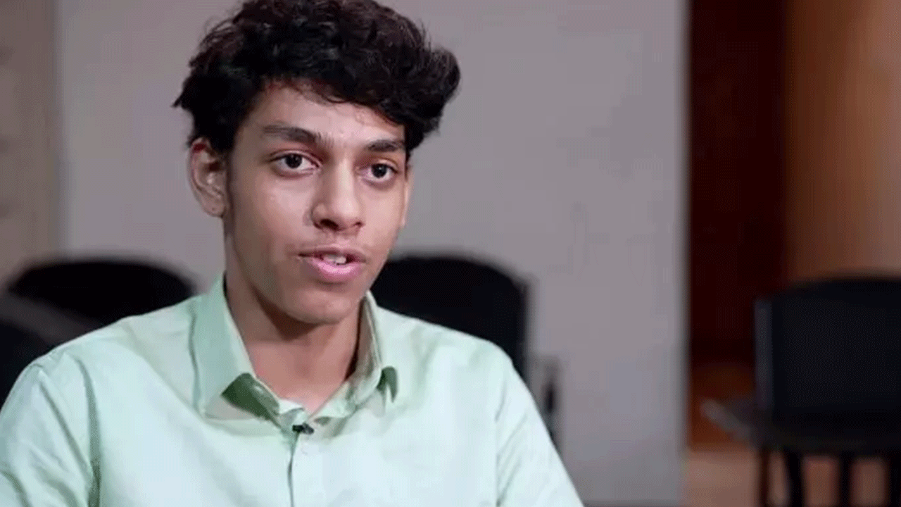 Foto - Konuşabildiği dil sayısı rekor kırdı: 19 yaşındaki çocuğun eşsiz yeteneği!