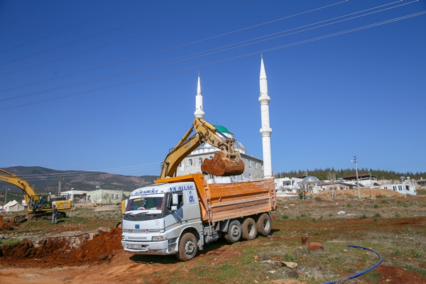 Foto - Konutlar için ilk kazma vuruldu: 7 ayda tamamlanacak!