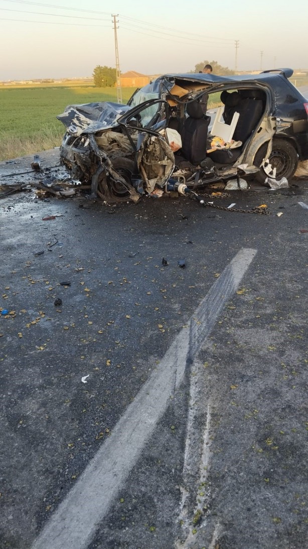 Konya’da 2 otomobil çarpıştı: 4 ölü, 2 çocuk yaralı