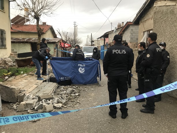 Konya'da çöken duvar 5 yaşındaki çocuğu hayattan kopardı