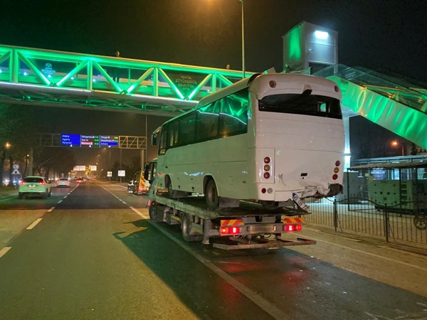 Foto - Konya'da feci kaza: Çok sayıda yaralı var