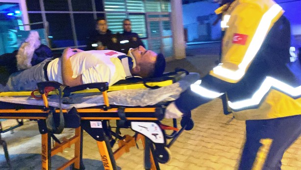 Foto - Konya’da feci kaza! Ok gibi saplandı