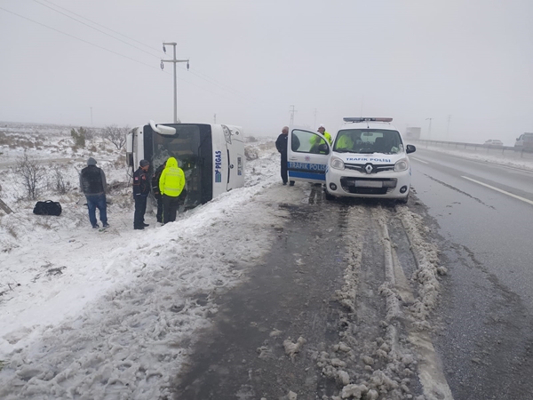 Konya'da feci kaza! Ölü ve yaralılar var