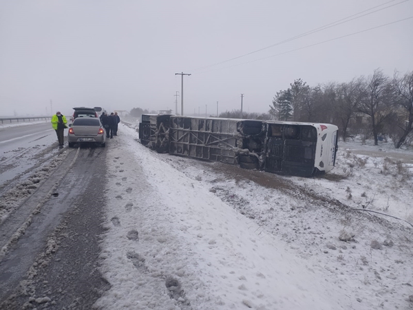 Foto - Konya'da feci kaza! Ölü ve yaralılar var