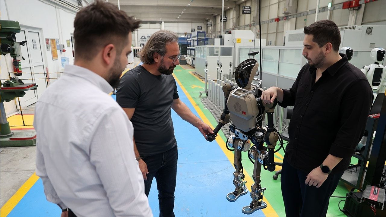 Foto - Konya'da geliştirildi! İnsansı robotun seri üretimi başladı