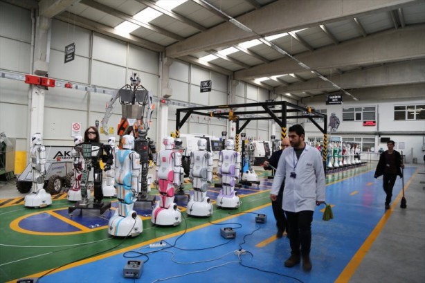 Konya'da kışla nöbetleri için robot yapıldı