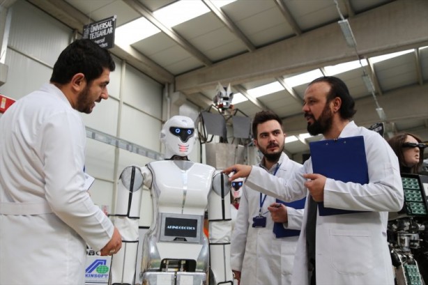 Foto - Konya'da kışla nöbetleri için robot yapıldı