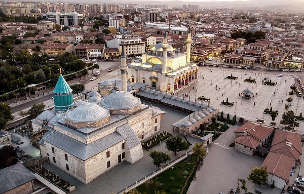 Foto - Konya'nın yeşil kubbesinin restorasyonu tamamlandı