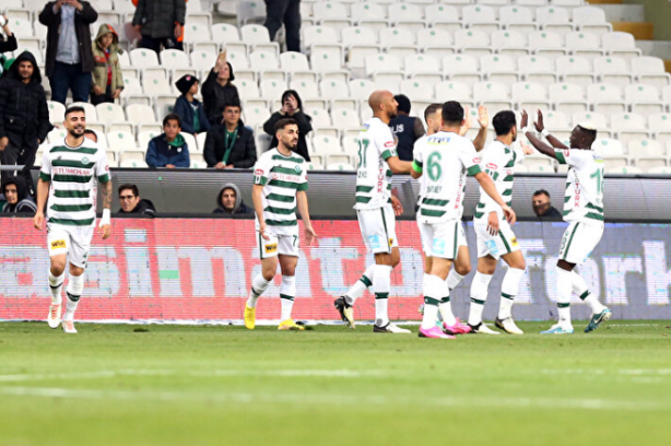 Foto - Konyaspor’un sahasında bomba görüntü! Galatasaray maçından önce… 