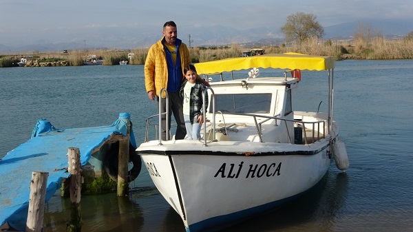 Foto - Köpekbalığını oltayla tuttu! 