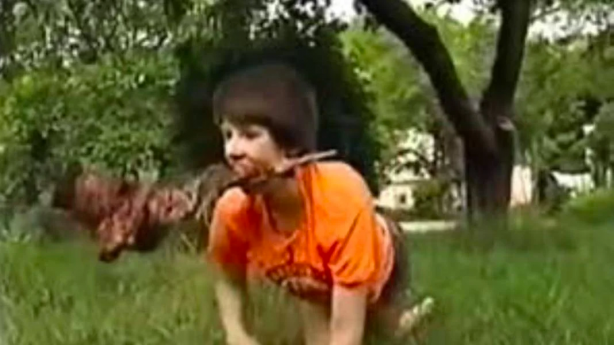 Foto - Köpekler tarafından büyütülmüştü, şoke geden haber tüm dünyaya duyuruldu! Yok artık daha neler