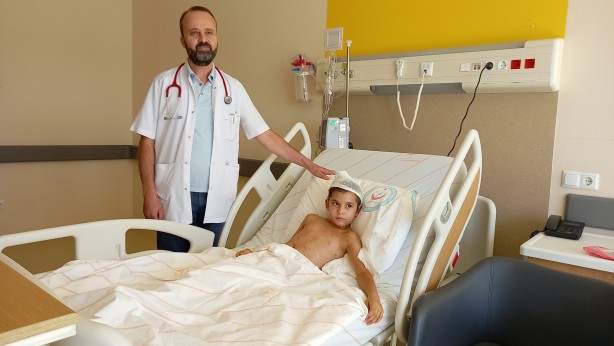 Köpeklerin saldırısında yaralanmıştı! O çocuk 22 gün sonra taburcu oldu