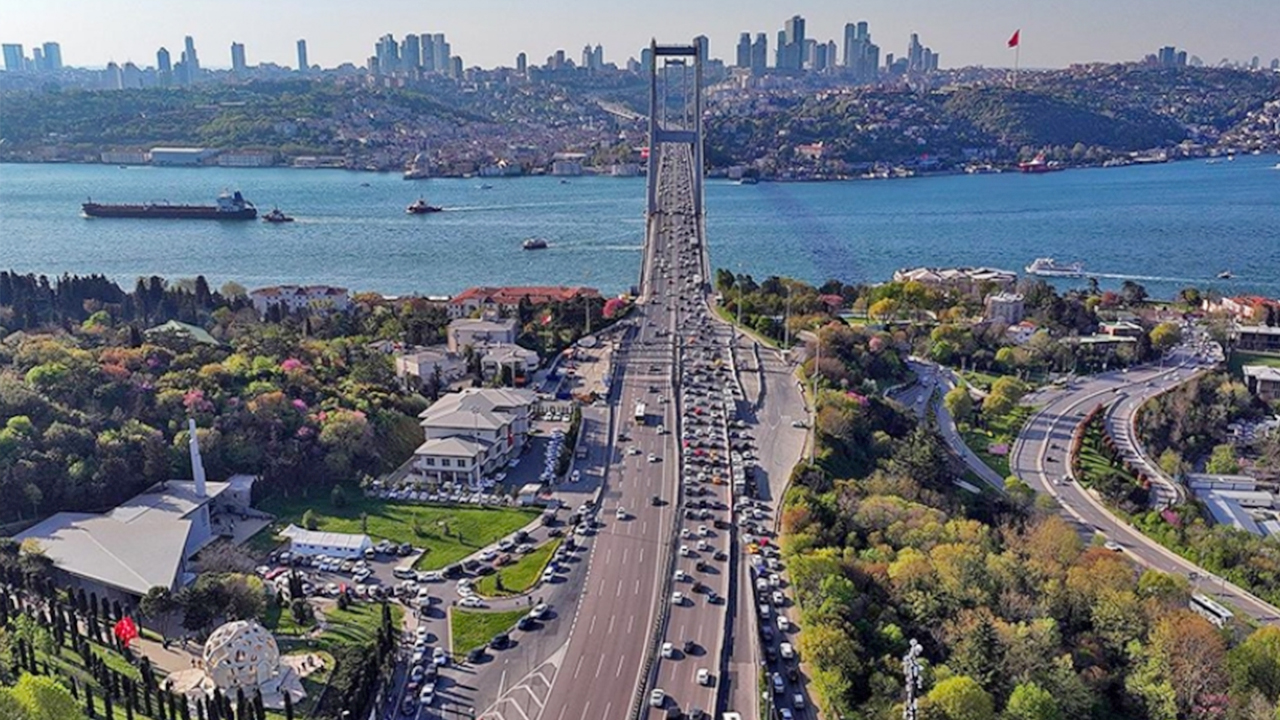 Foto - "Köprü ve otoyollar satılıyor" iddialarına cevap gecikmedi: DMM, son noktayı koydu