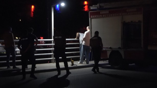 Foto - Köprüde intihar girişimi