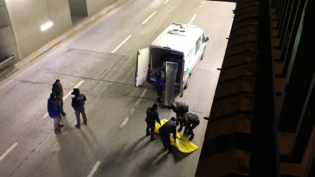 Foto - Köprüden tünele düşen yaşlı adam hayatını kaybetti