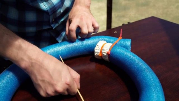 Foto - Köpük sosisten bakın ne yaptı!