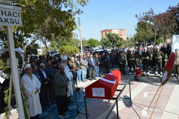 Foto - Kore Gazisi son yolculuğuna uğurlandı