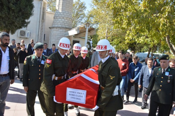 Foto - Kore Gazisi son yolculuğuna uğurlandı